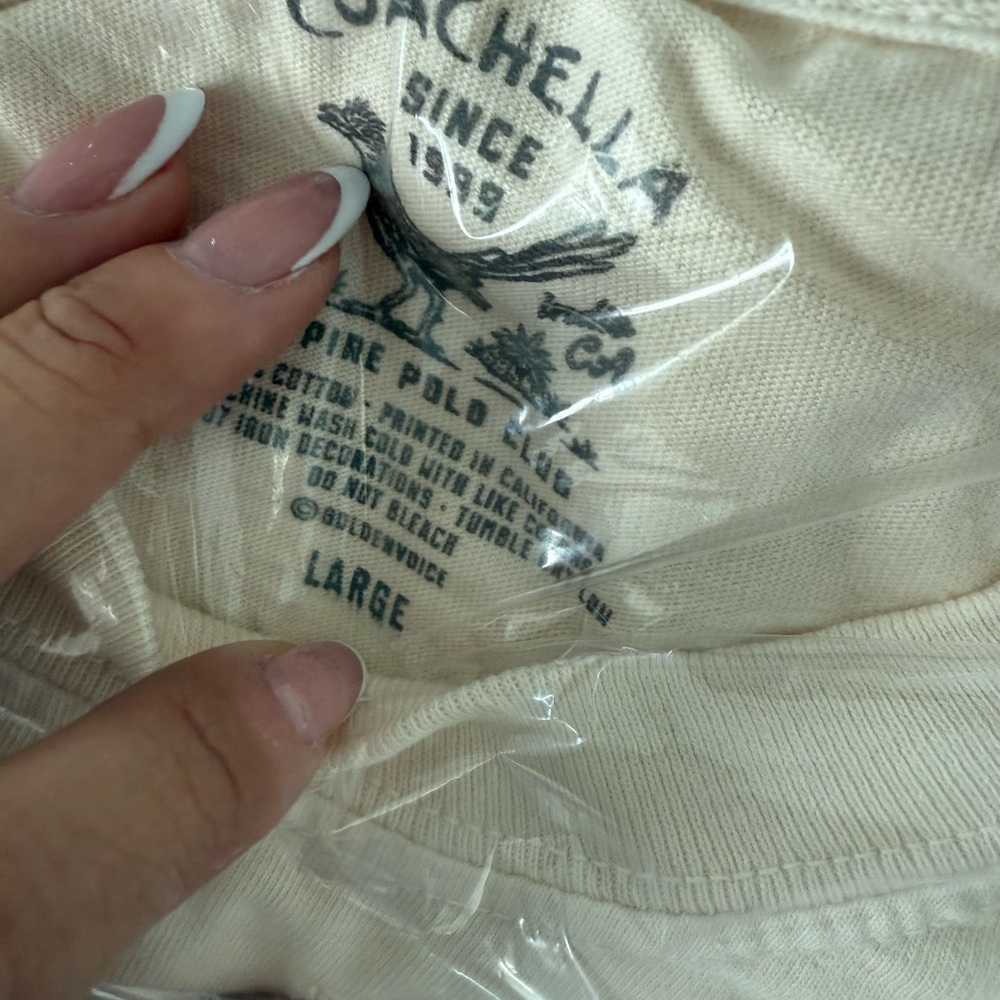 Coachella • Cactus Flower 2025 Lineup Tee - Picture 5 of 9